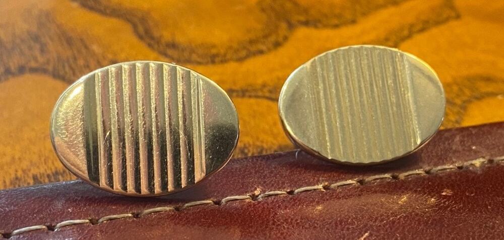 VTG Gold Tone Oval Cufflinks with Etched Design